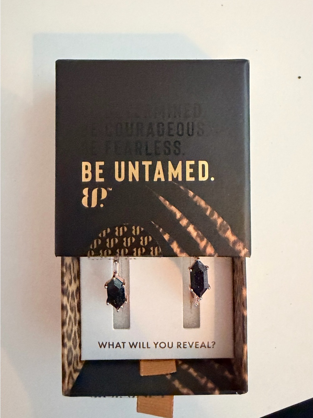 Bomb party wild disobedience rose gold onyx sandstone earrings nib